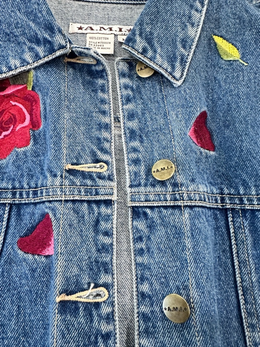 A.M.I. Floral embroidered Jean jacket medium vintage - Picture 3 of 7
